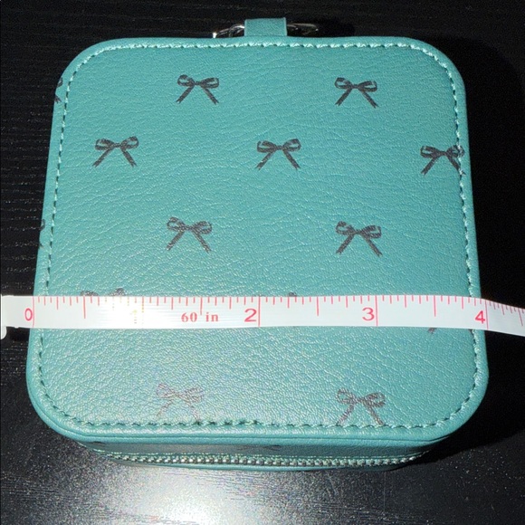 Jewelry Organizer Travel Size - Picture 5 of 7